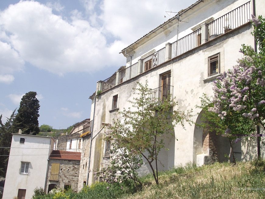 Casa di Paese in Vendita in Molise